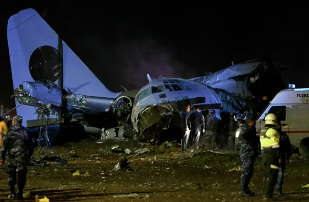 Số người thiệt mạng trong vụ tai nạn máy bay quân sự chở tiền ở Bolivia tăng lên 20